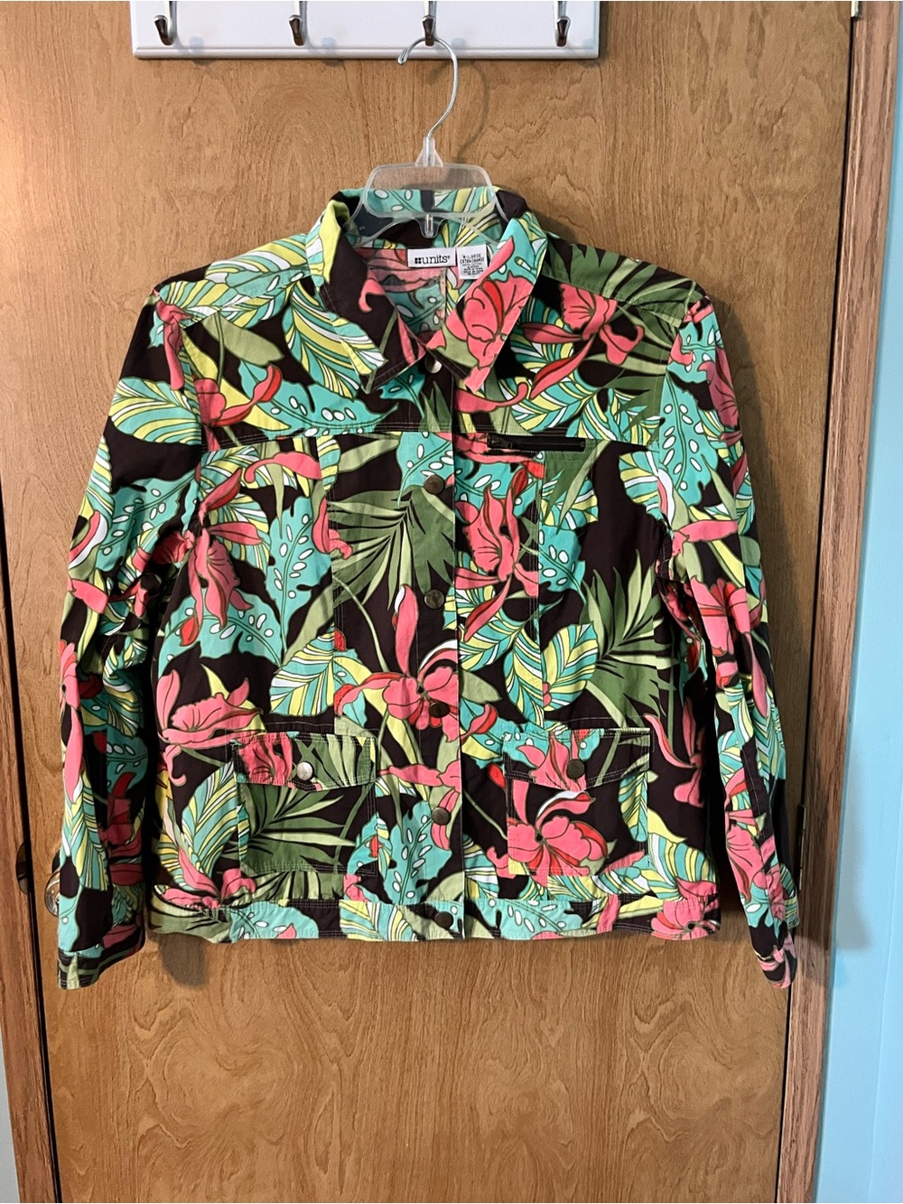 Unit / Vintage 1980s Women’s Colorful Jacket Black/ Green/ White/ Size XL EUC